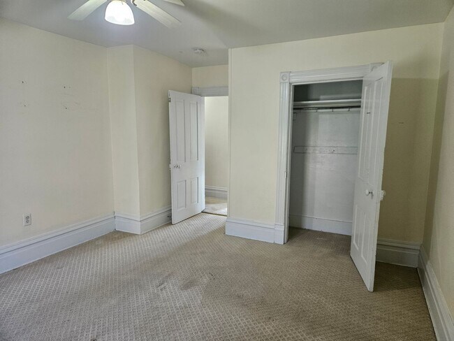 Building Photo - 4 Bedroom Home in Warriors Mark