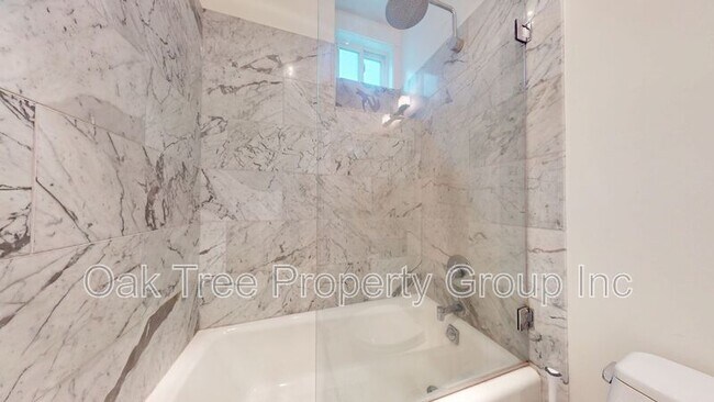 Building Photo - 25 Pleasant St