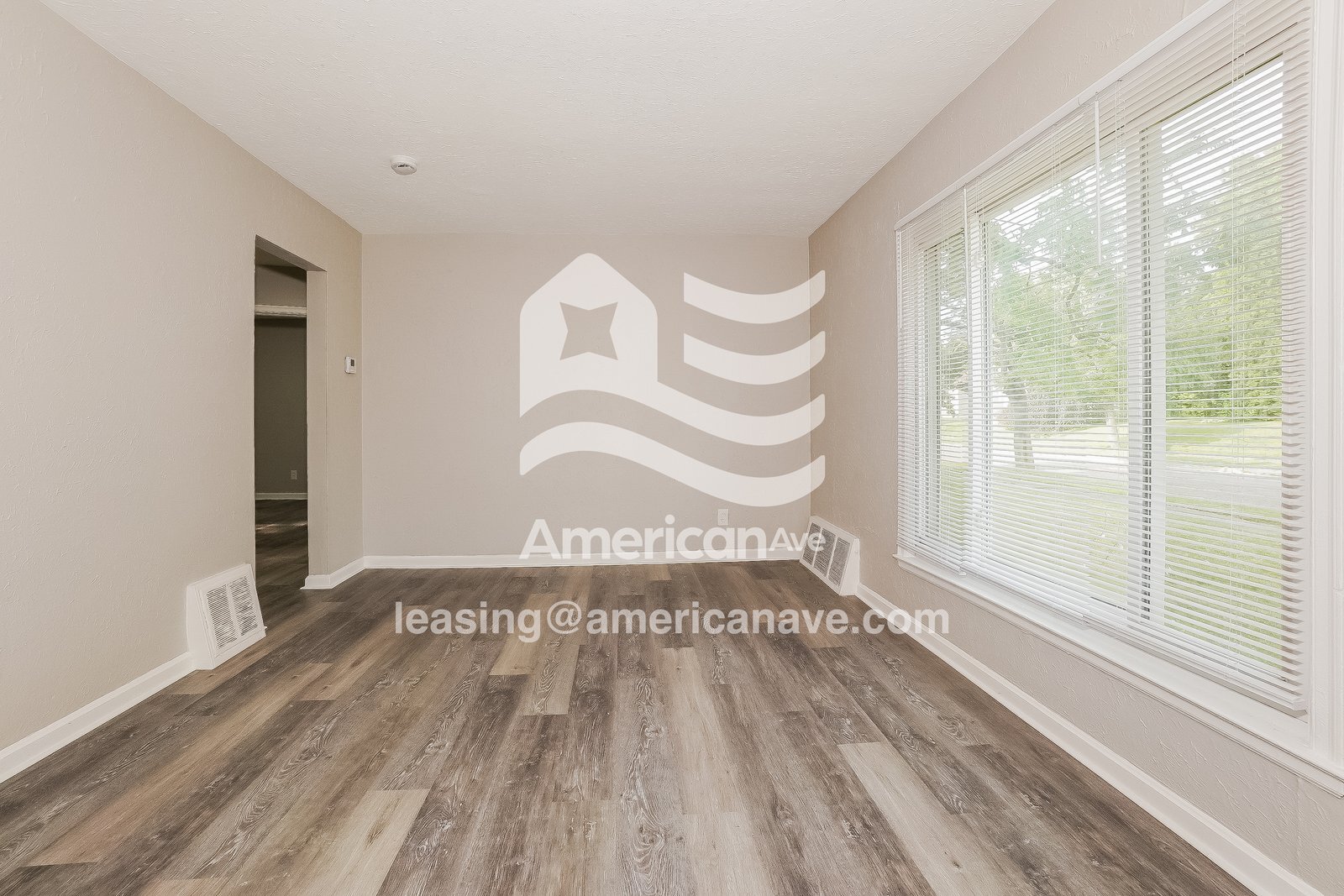 Building Photo - 1276 Crestview Ave