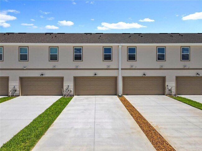 Building Photo - 6322 Tabebuia Pkwy