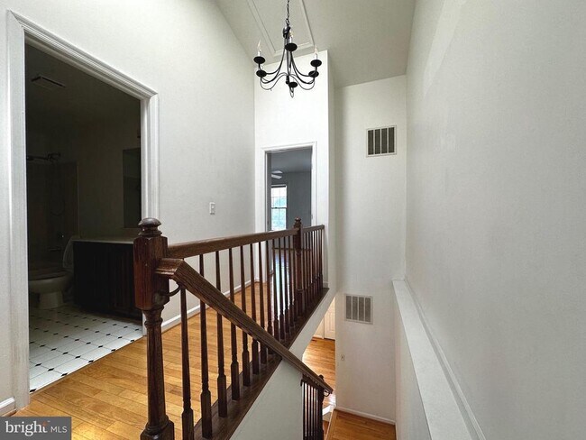 Building Photo - 9799 Mock Orange Ct