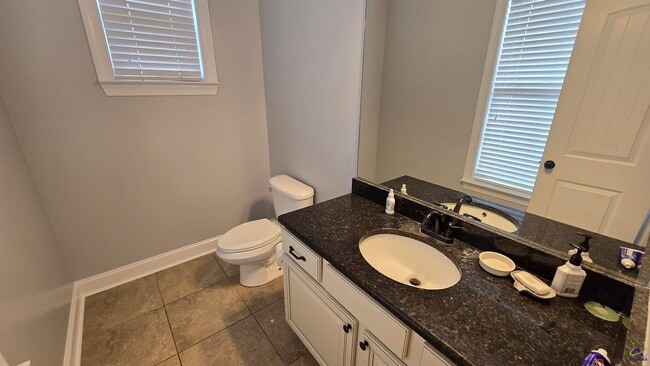 Building Photo - 103 Clarissa Dr