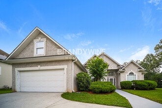 Building Photo - 6366 Wellesley Dr