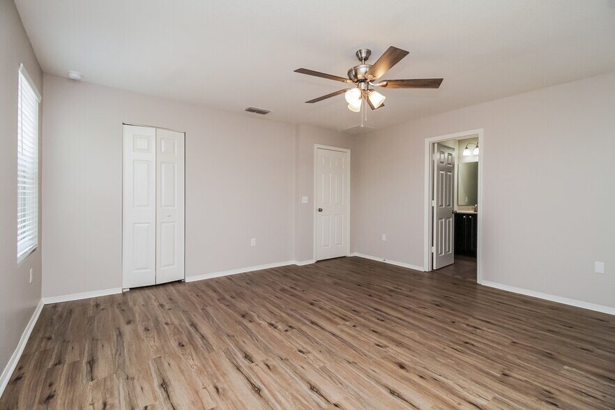 Building Photo - 2857 Breezy Meadow Rd