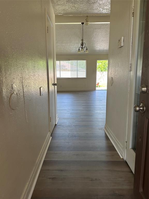Building Photo - 1830 Freshmeadow Dr