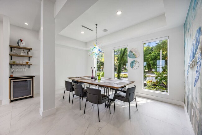 Building Photo - 2175 S Tropical Trail