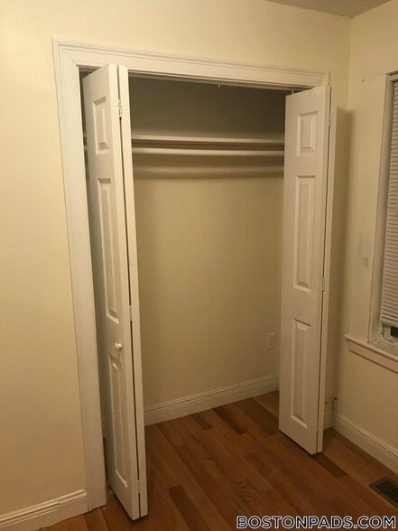 Building Photo - 24 Lexington Terrace