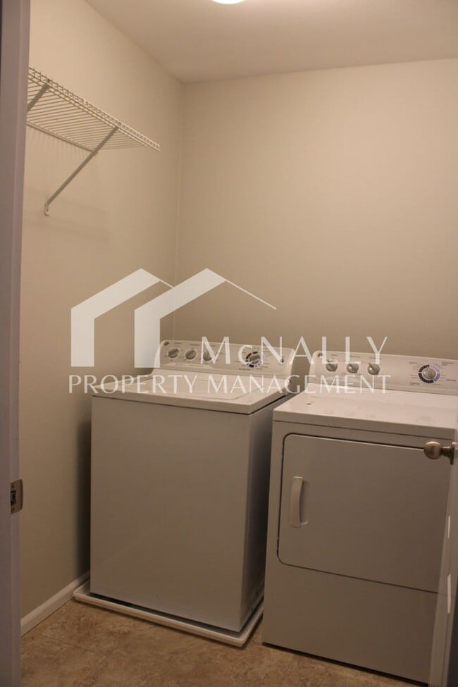 Building Photo - 3 Bedroom Home in Morning Point Estates