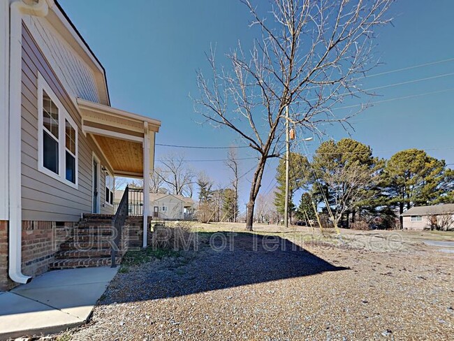 Building Photo - 7309A Cox Pike