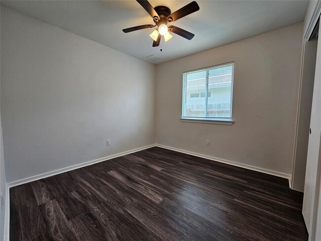 Building Photo - 16721 Hamilton Point Cir