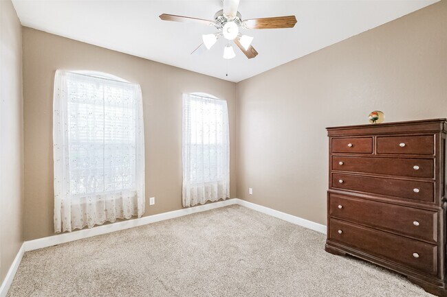 Building Photo - 25923 Celtic Terrace Dr