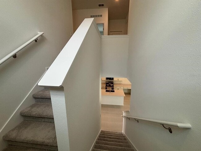 Building Photo - 6097 Meditation Dr