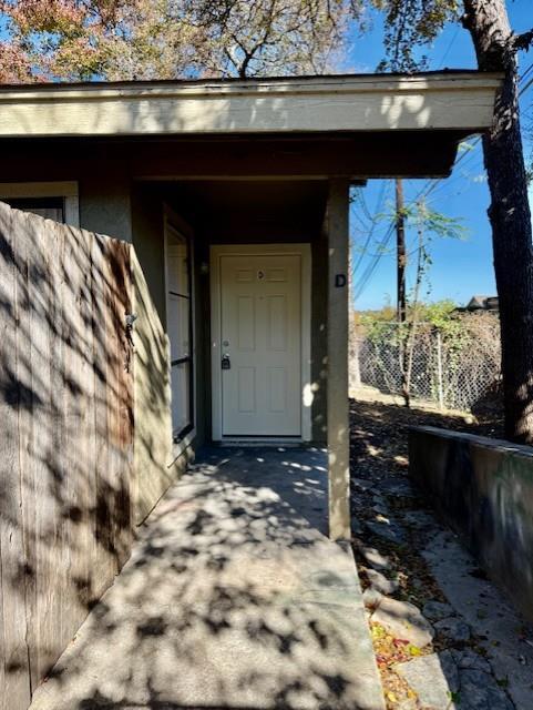 Primary Photo - 2807 Parker Ln