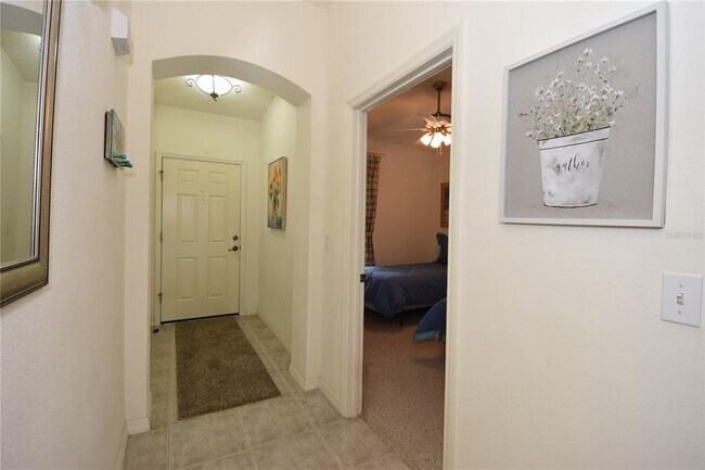 Building Photo - 400 Canopy Walk Ln