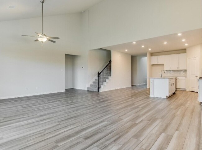 Building Photo - 4110 Broadleaf Dr