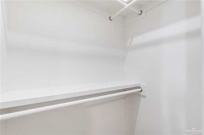 Building Photo - 13 San Andres