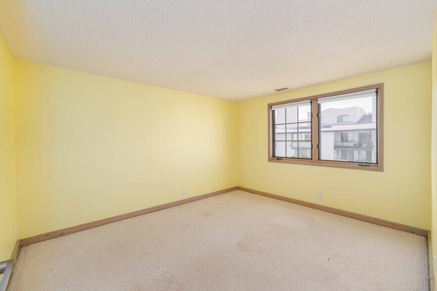 Building Photo - 805 29th St