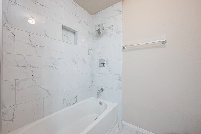 Building Photo - 11408 Morning Brook Dr