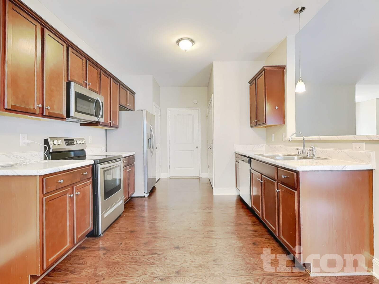 Building Photo - 249 White Creek Dr