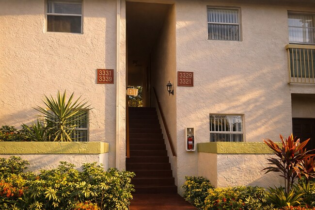 Building Photo - 3327 NW 101st Ave