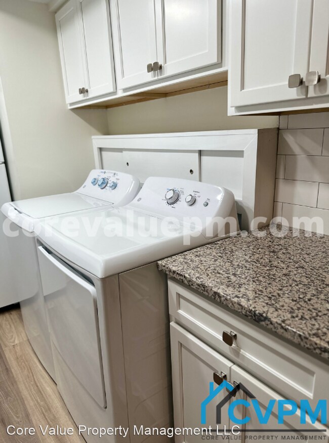 Building Photo - 2 br, 1 bath House - 1906 Ardenwood Terrace