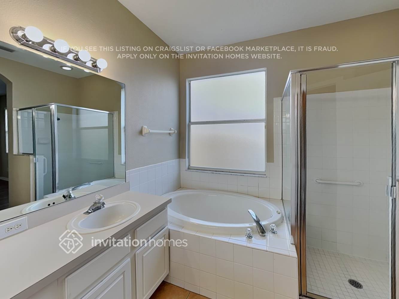 Building Photo - 13707 Ogakor Dr