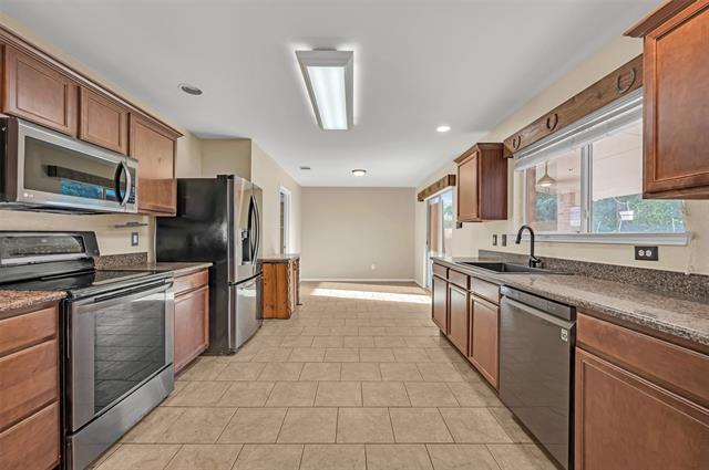 Building Photo - 9017 Graywolf Ridge Trail