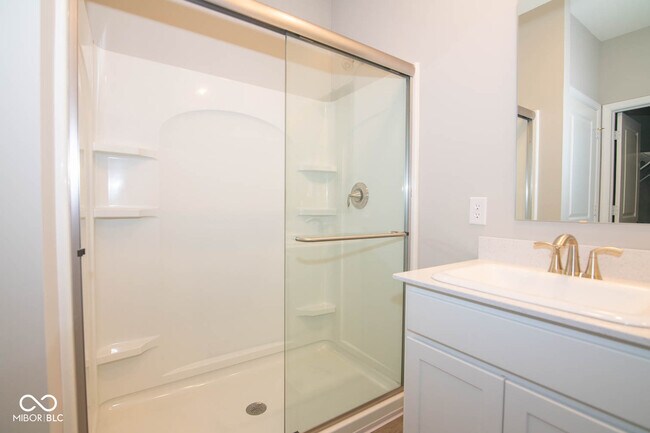 Building Photo - 876 Downey Ln