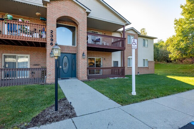 Building Photo - 2396 Quarterback Ct