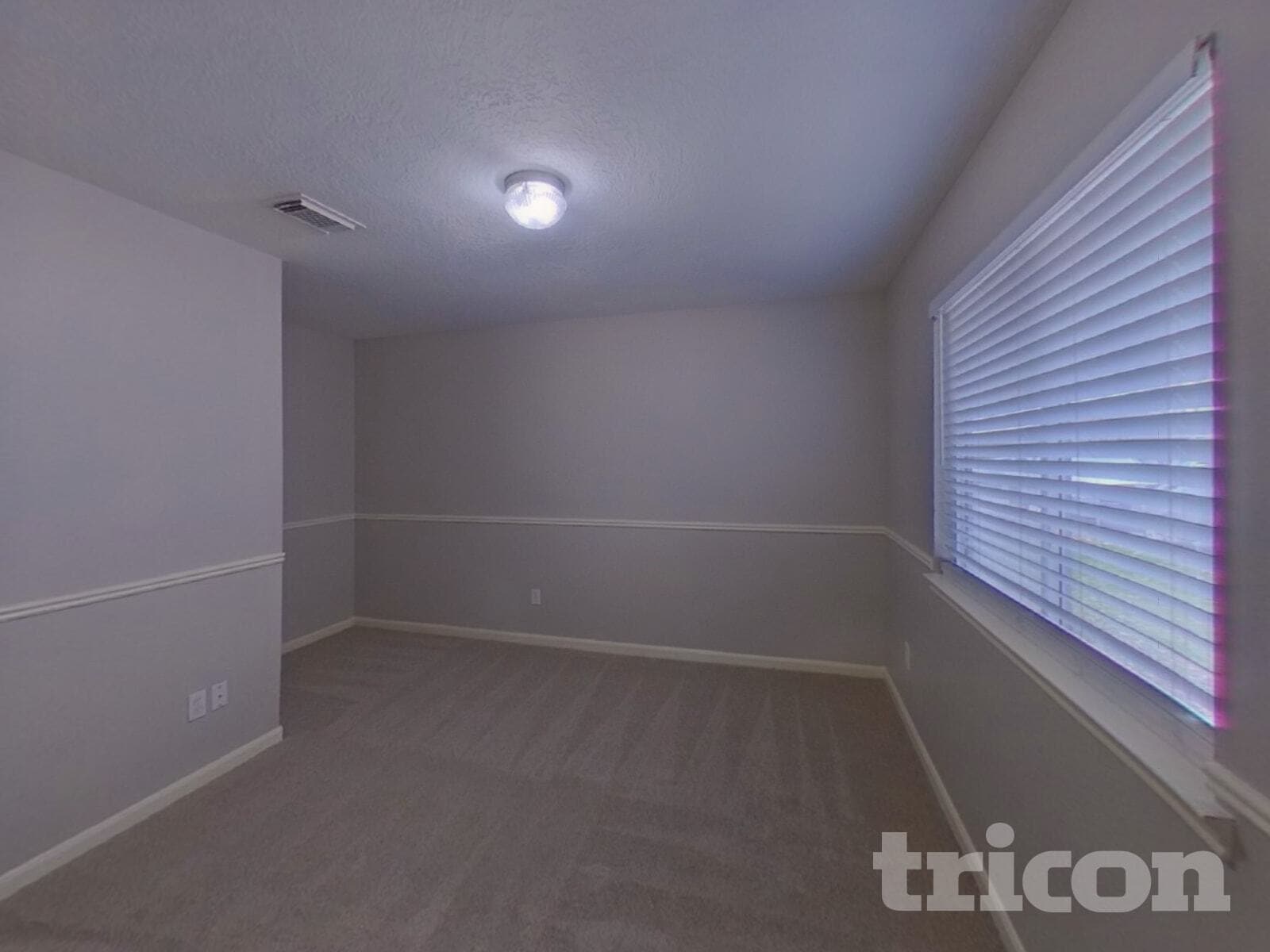 Building Photo - 14045 Buckskin Dr