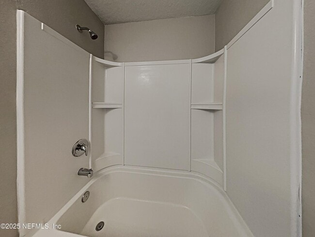 Building Photo - 12502 Itani Wy