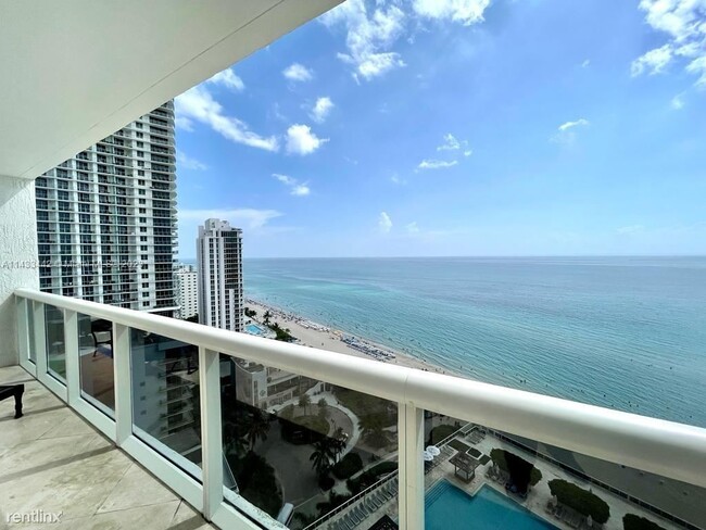 Building Photo - 3 br, 3 bath Condo - 1800 S Ocean Dr Apt 2103