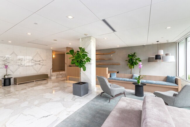 Building Photo - 199 Ocean Ln Dr