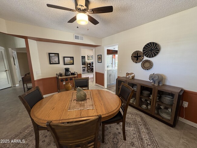 Building Photo - 16425 N Orchard Hills Dr
