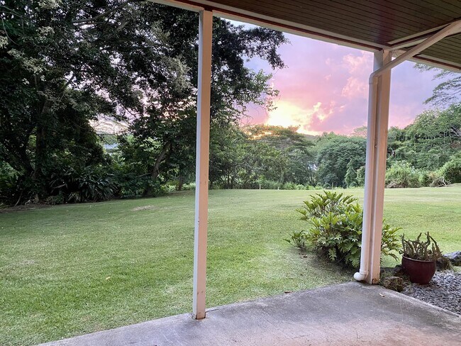 Building Photo - 42-135-135 Old Kalanianaole Rd