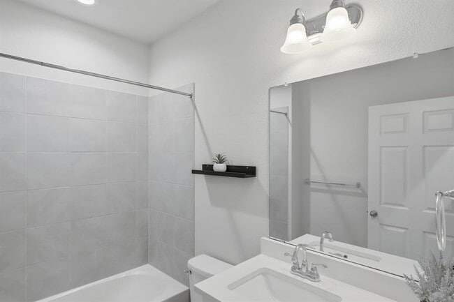 Building Photo - 5965 Malta Cir