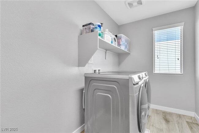 Building Photo - 12489 Dolan Point St