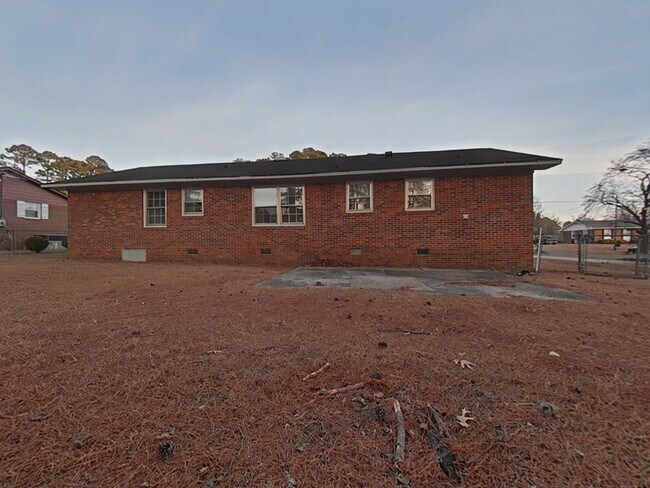 Building Photo - 257 Buckhead Rd