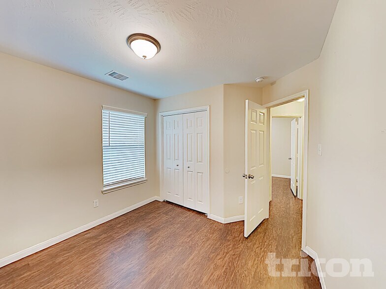 Building Photo - 21427 Ryans Path Ln