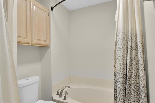 Building Photo - 2416 Garden Park Ct