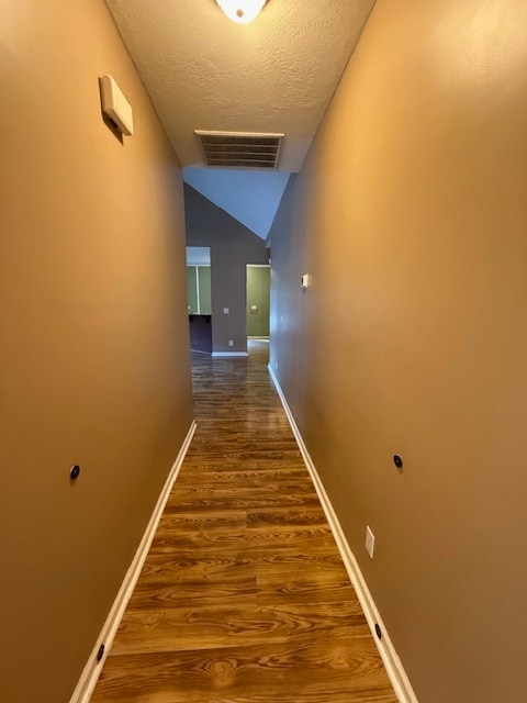 Building Photo - 2162 Sylvan Lake Dr