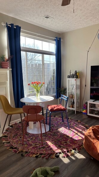 Building Photo - 4427 Nighthawk Ct