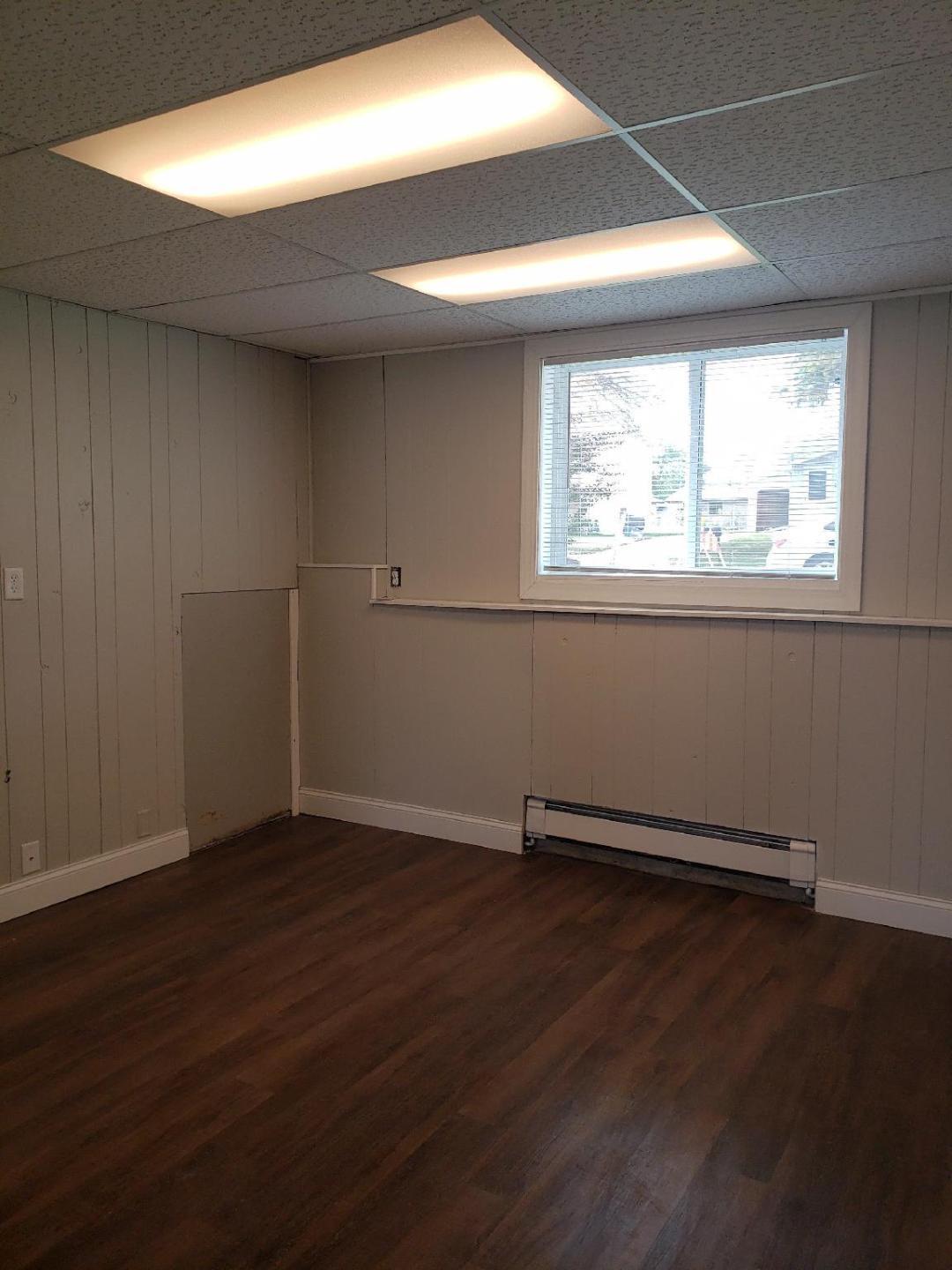 Building Photo - 2450 Hamilton St