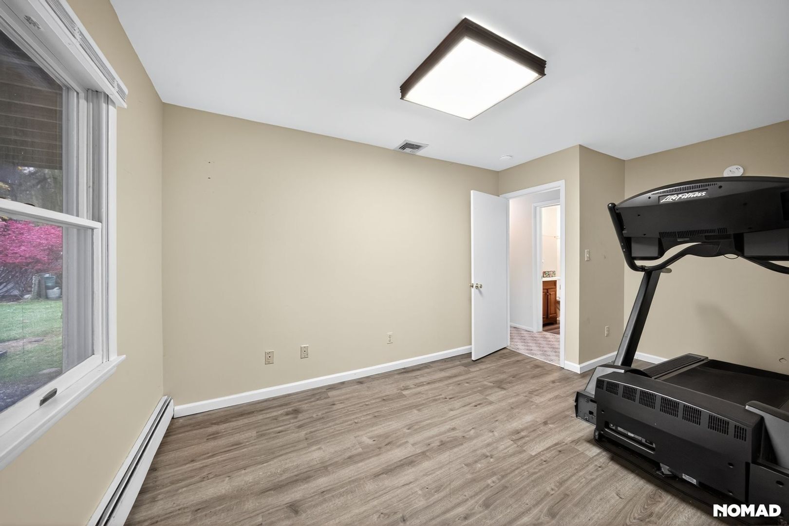 Building Photo - 15 Castle Ct