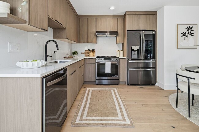 Building Photo - Modern Living in the Heart of Lake Oswego!! Stunning New 3BR 2.5BA