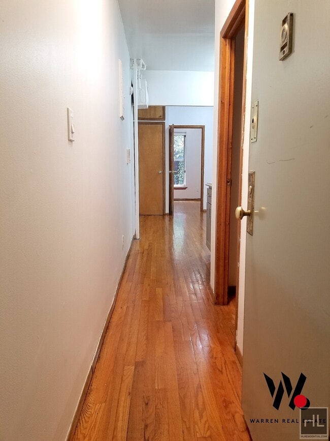 Building Photo - EAST 7 STREET