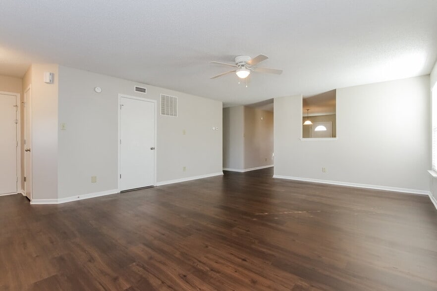 Building Photo - 1745 Brassica Way
