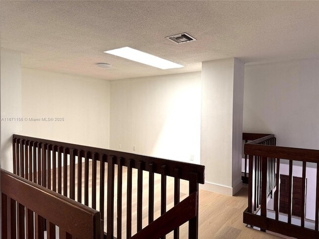 Building Photo - 2732 W 54th St