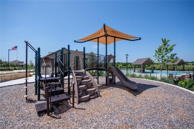 Building Photo - 2307 Langdale Ln