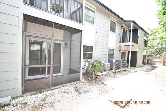 Building Photo - 3107 W Horatio St